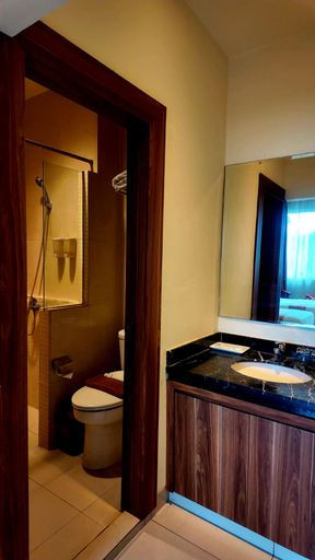 Bathroom 5, M One Hotel & Resort Sentul, Bogor