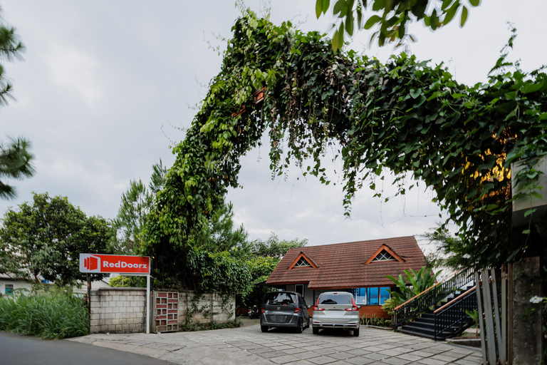 Others 3, RedDoorz @ Yocia Village Ciawi, Bogor