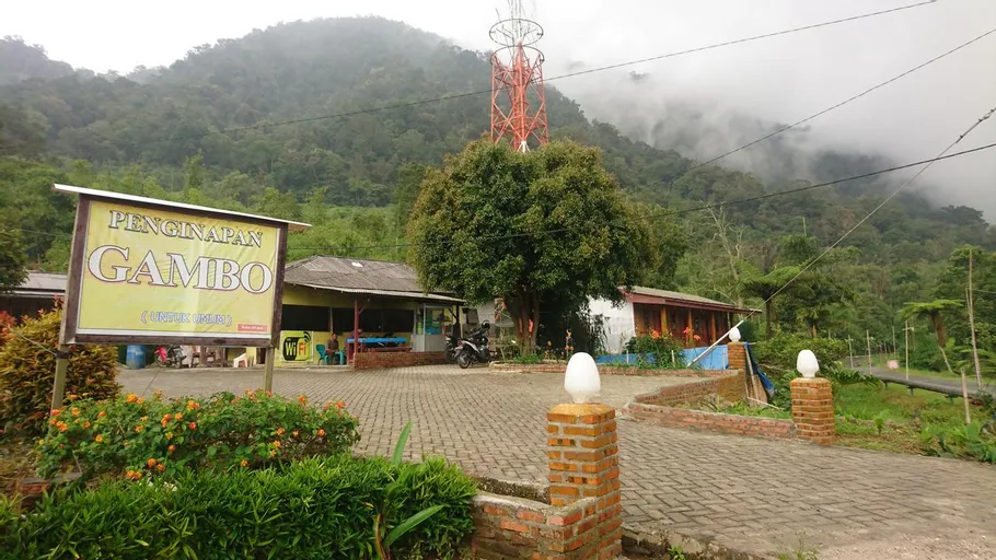Exterior & Views 1, Penginapan Gambo, Karo