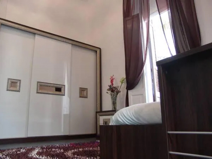 Bedroom 5, Royal Hotel, Qasr an-Nil