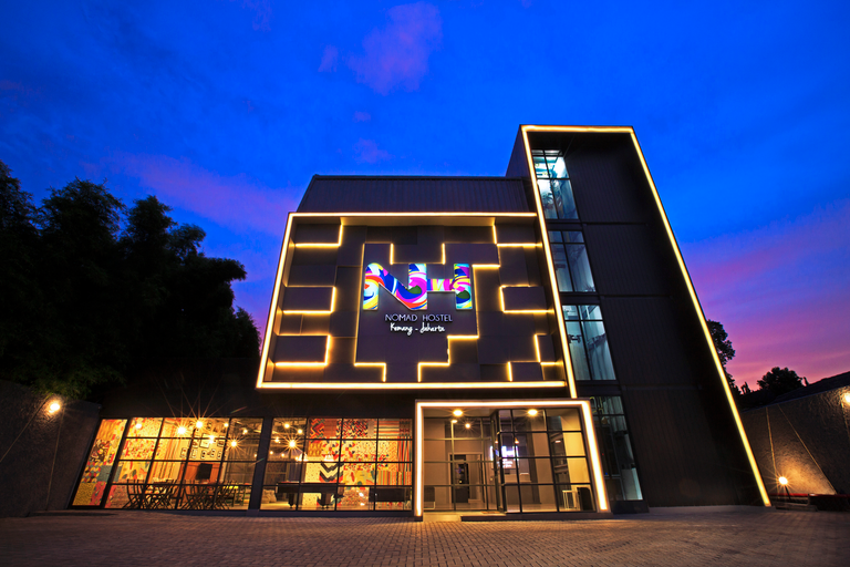 Exterior & Views, Nomad Hostel Kemang Jakarta, South Jakarta