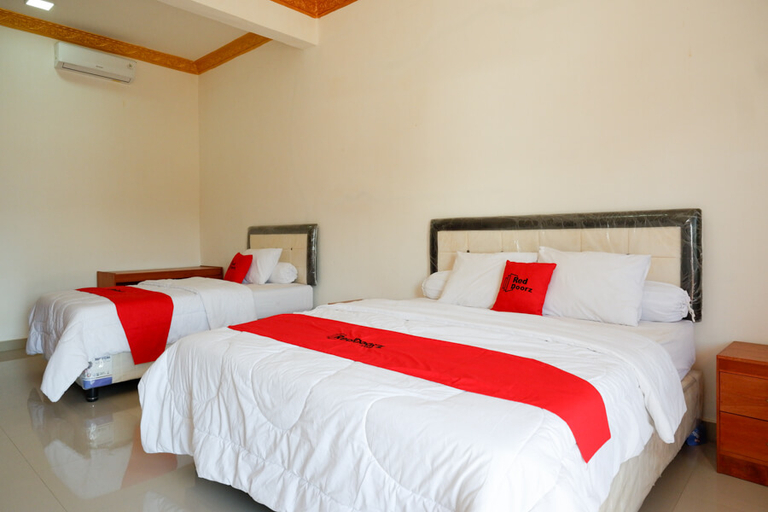 Bedroom 3, Formerly RedDoorz near Bolu Toraja, Tana Toraja