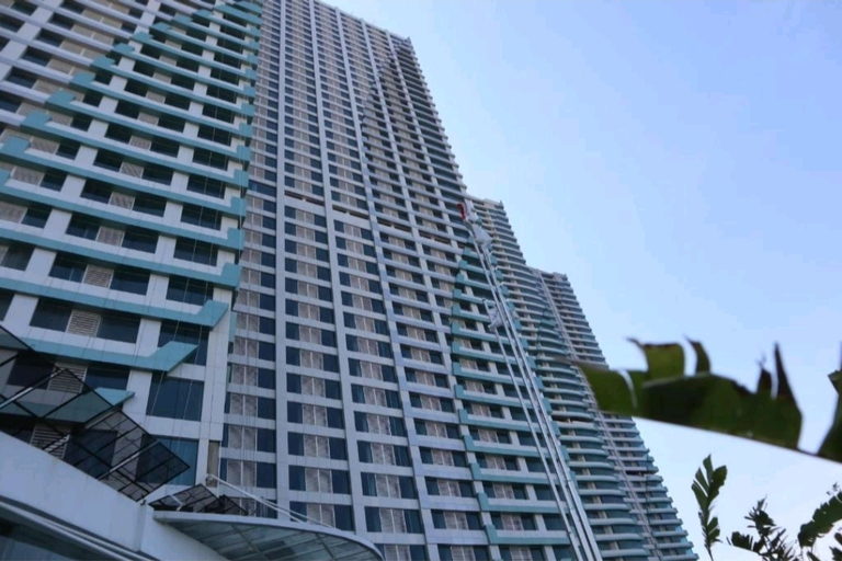 Exterior & Views 5, Elegant 1BR at Grand Kamala Lagoon Apt By Travelio, Bekasi
