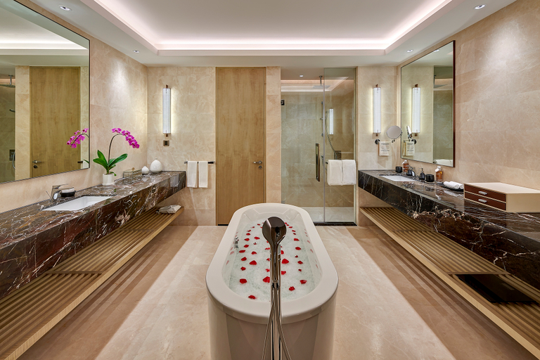 Bathroom, Banyan Tree Pavilion KLCC Kuala Lumpur, Kuala Lumpur