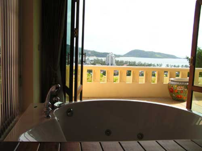 Bathroom 5, PRINCE EDOUARD APARTMENTS RESORT, Pulau Phuket