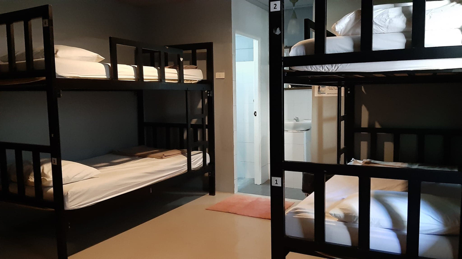Bedroom 4, Blanco Beach Bar Hostel, Mueang Krabi