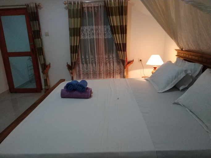 Bedroom 2, Bunga Baru Bungalow, Lombok