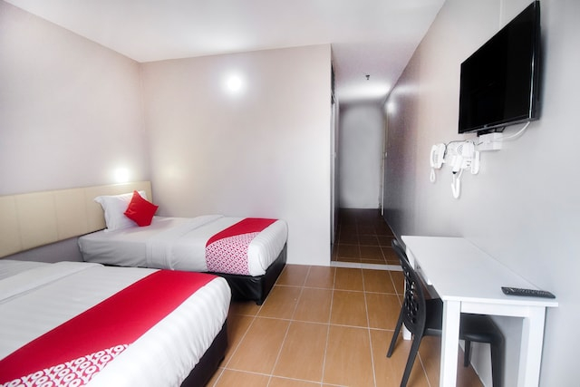 Bedroom 5, Super OYO 897 iBC36 Business Stay, Kuching