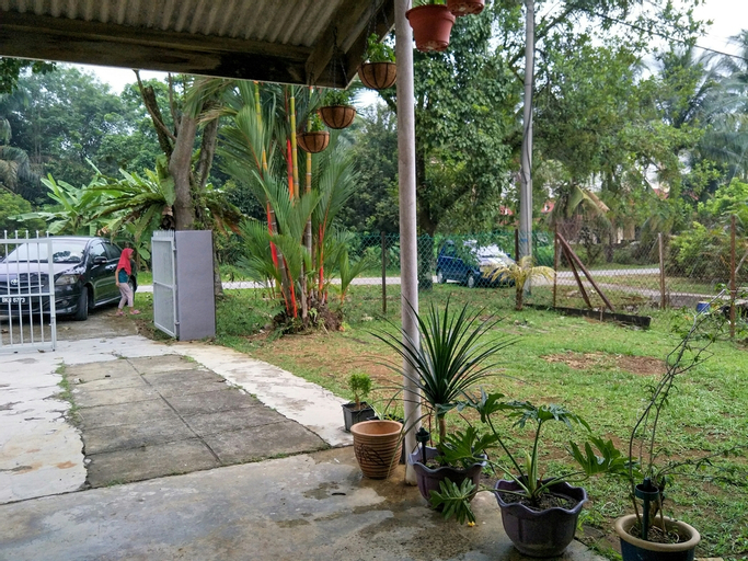 Exterior & Views 4, TAMU COTTAGE BATANG KALI, Hulu Selangor