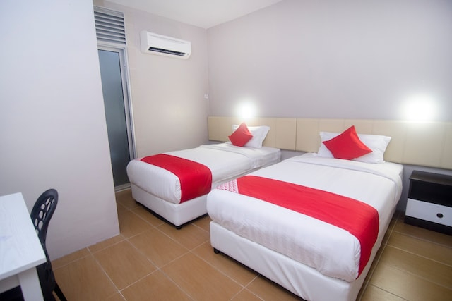 Bedroom 3, Super OYO 897 iBC36 Business Stay, Kuching