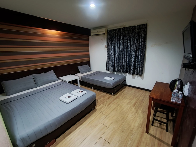 Bedroom 4, Hotel Musfa, Kota Bharu