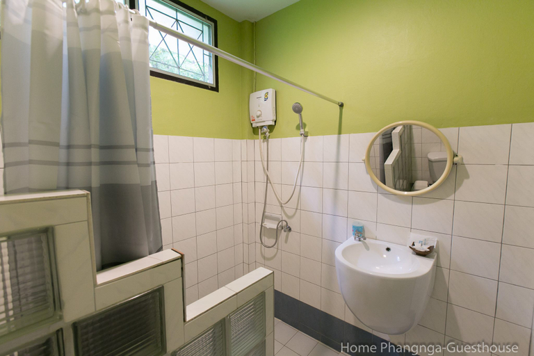 Bathroom 4, Home Phang-Nga Guesthouse, Muang Phangnga