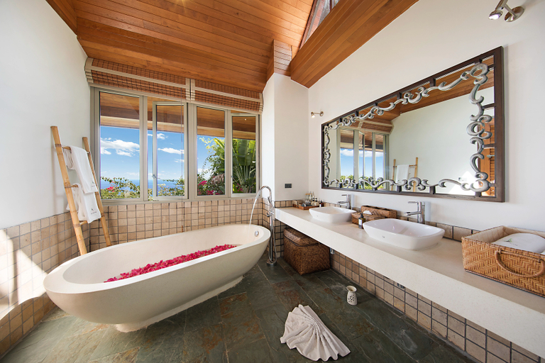 Bathroom 4, Baan Jakawan, Ko Samui