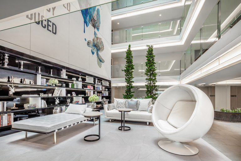 Public Area 4, Circle Rein Sukhumvit 12, Khlong Toey