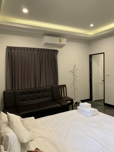Bedroom 4, Youniverse Homestay, Muang Chiang Mai