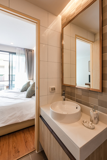 Bathroom 3, Proud Rawai bay apartments, Pulau Phuket