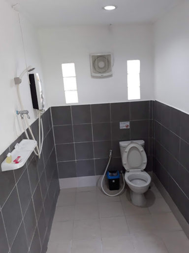 Bathroom 5, Carpe Diem Guest House, Koh Chang
