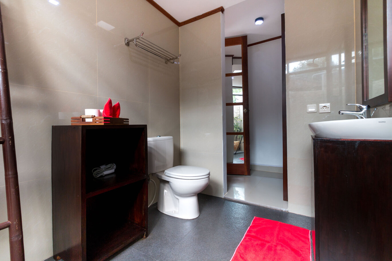 Bathroom 4, Little Coco Gili Trawangan Hotel, Lombok