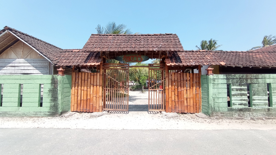 Harry's Ocean House Watukarung Homestay, Pacitan