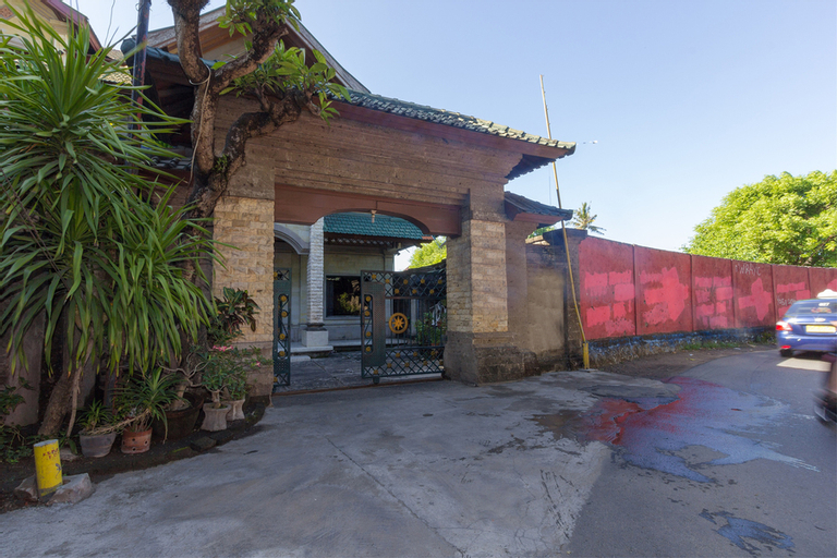 Exterior & Views 1, RedDoorz @ Tuban Kubu Anyar, Badung