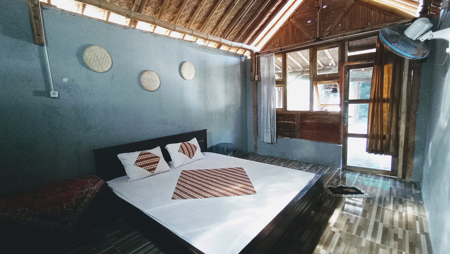 Bedroom 3, Harry's Ocean House Watukarung Homestay, Pacitan