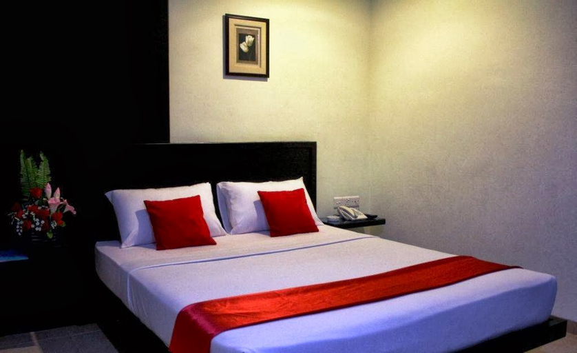 Bedroom 2, Hotel Bintan Nirwana, Tanjung Pinang