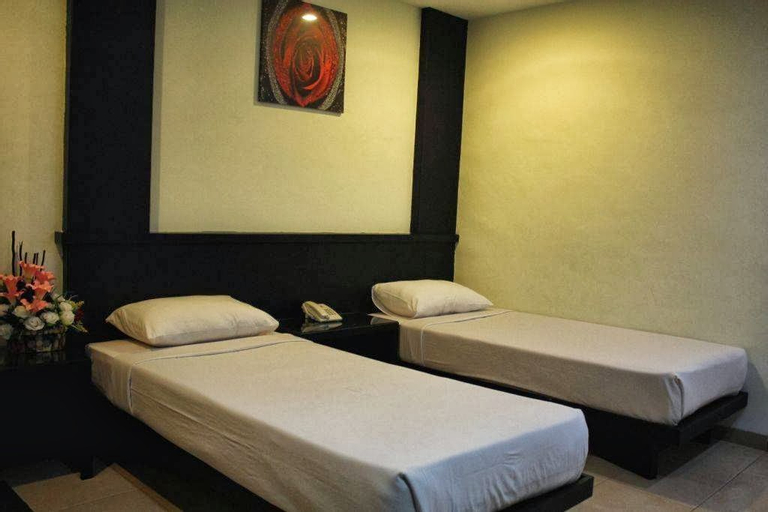 Bedroom 3, Hotel Bintan Nirwana, Tanjung Pinang