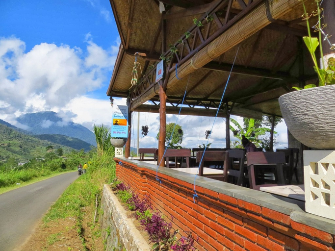 Food & Drinks 4, Terrasse du lac Tamblingan, Buleleng