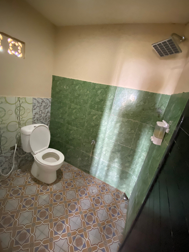 Bathroom, Laendra Sunset Beach, Jepara