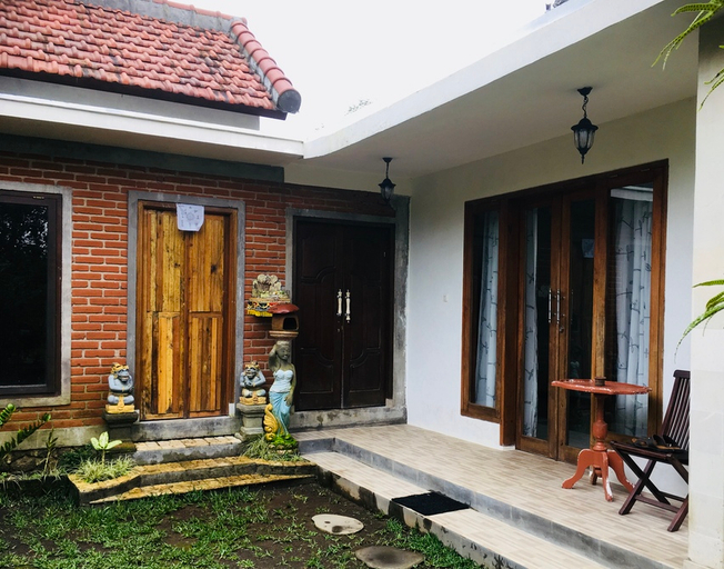 Public Area 5, Terrasse du lac Tamblingan, Buleleng