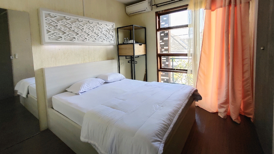 Bedroom 2, De Hanami Homestay @Sapphire, Cirebon