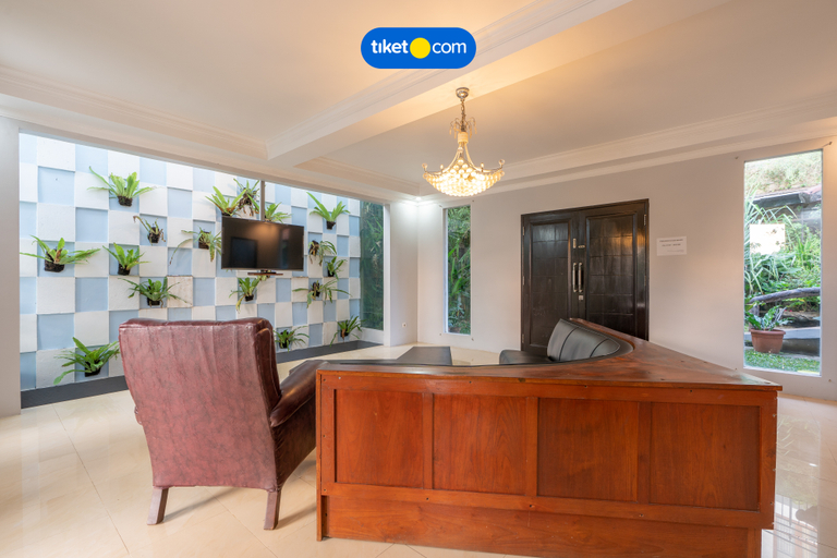 Public Area, Villa Amethyst M-92 5BR With Private Pool Dago Pakar, Bandung