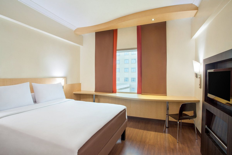 Bedroom 3, Tamarin Hotel Wahid Hasyim Jakarta manage by Vib Hospitality Management, Central Jakarta