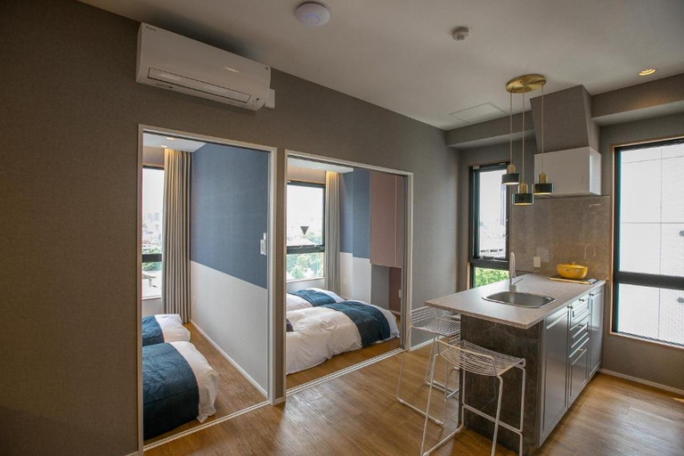 Bedroom 5, the Moto Hotel Asakusa, Taitō