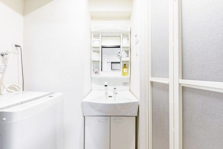 Bathroom 5, TAKUTO STAY OSAKA SAKAISUJIHOMMACHI, Osaka