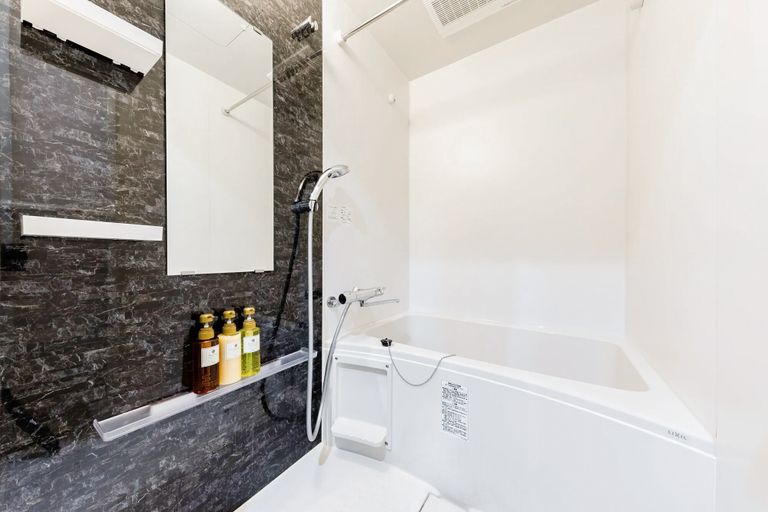 Bathroom 3, TAKUTO STAY OSAKA SAKAISUJIHOMMACHI, Osaka