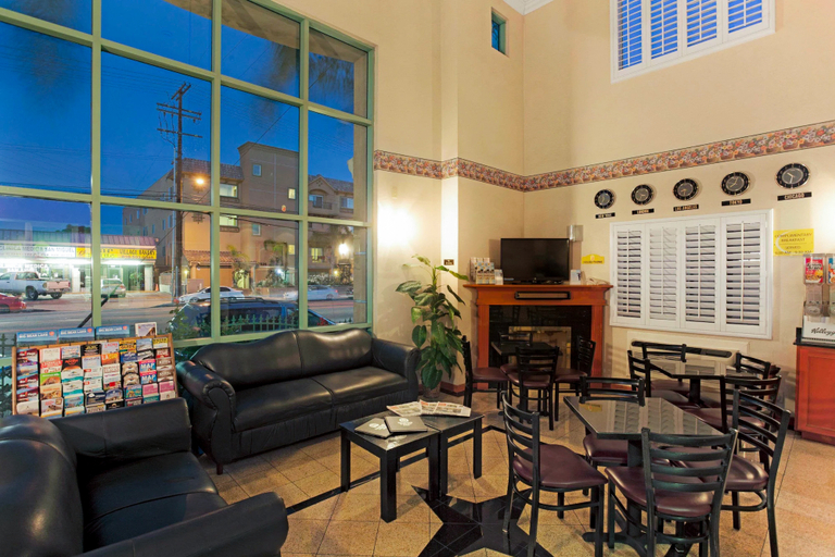 Public Area 4, Super 8 by Wyndham North Hollywood, Los Angeles