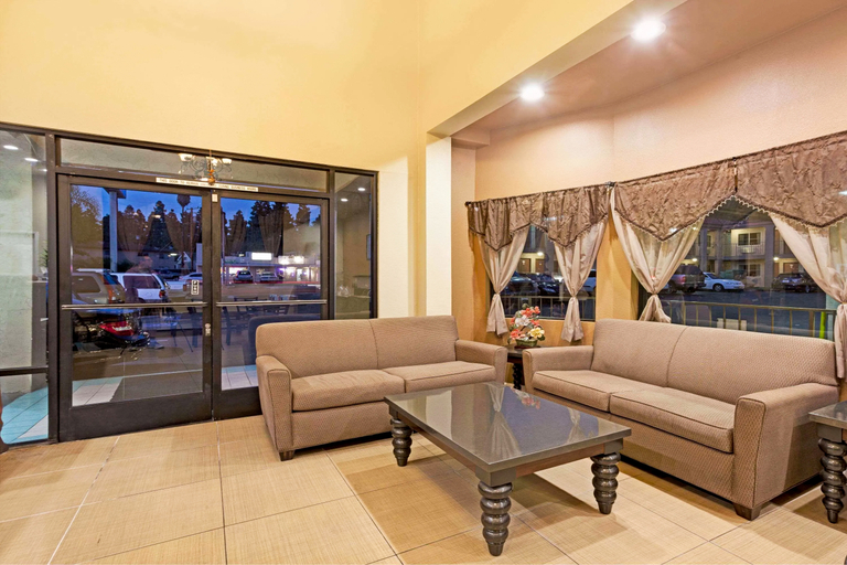 Public Area 4, Travelodge by Wyndham Whittier, Los Angeles
