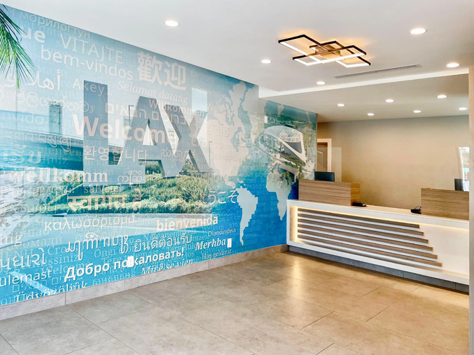 Public Area 3, Travelodge by Wyndham LAX, Los Angeles