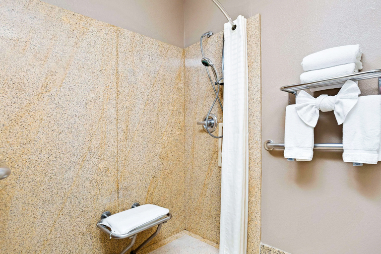 Bathroom 3, Days Inn by Wyndham West Covina, Los Angeles