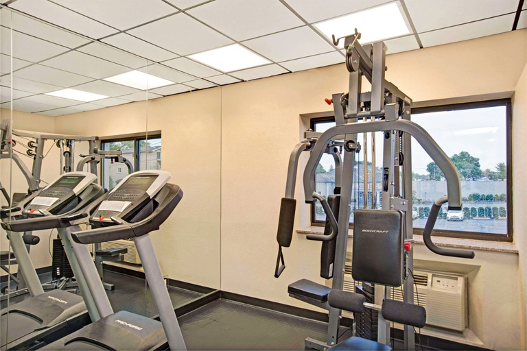 Sport & Beauty, Ramada by Wyndham Staten Island, New York