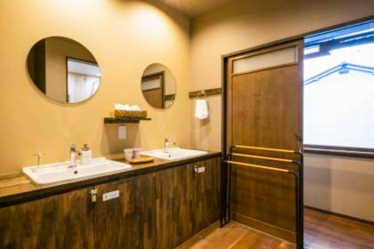 Bathroom 5, SEN Toji-Uomitsu (Muslim Friendly), Kyoto