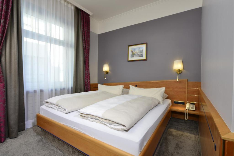 Bedroom 2, Torbrau, München