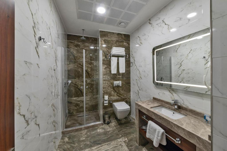 Bathroom, Piya Sport Hotel, Fatih
