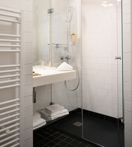 Bathroom 5, Hôtel Helzear Etoile, Paris