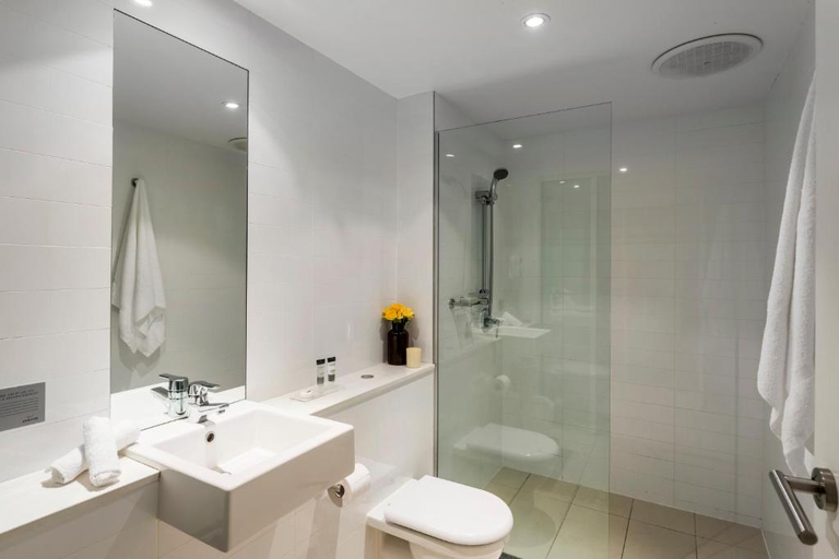 Bathroom 4, Oaks Nelson Bay Lure Suites, Port Stephens