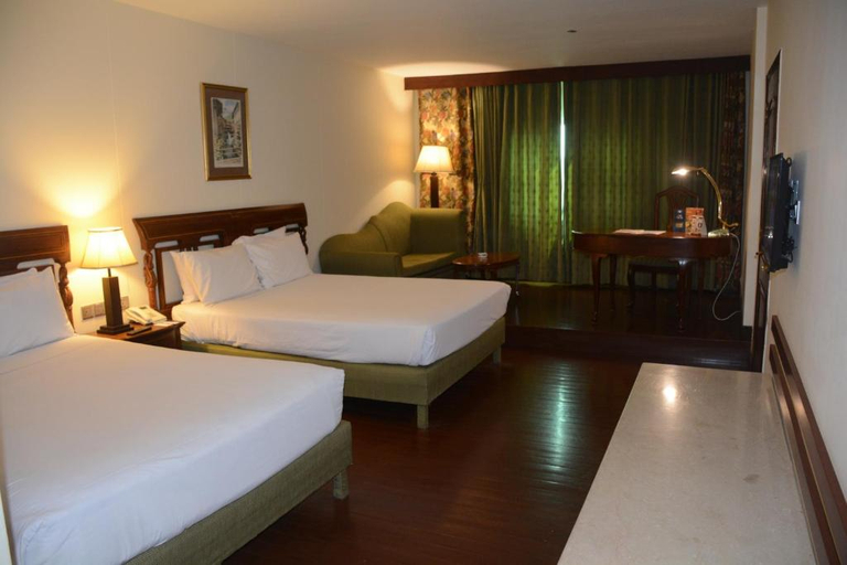 Bedroom 2, Islamabad Hotel, Islamabad
