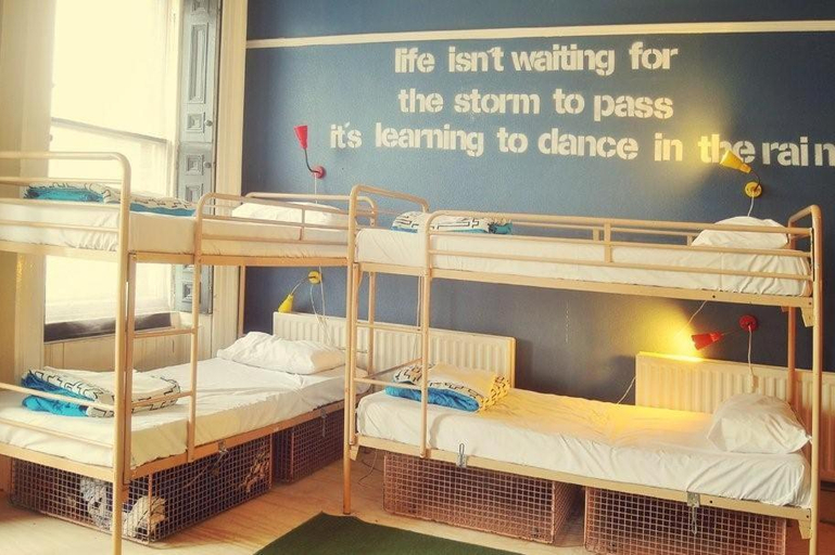 Bedroom 3, Vagabonds Hostel, Belfast