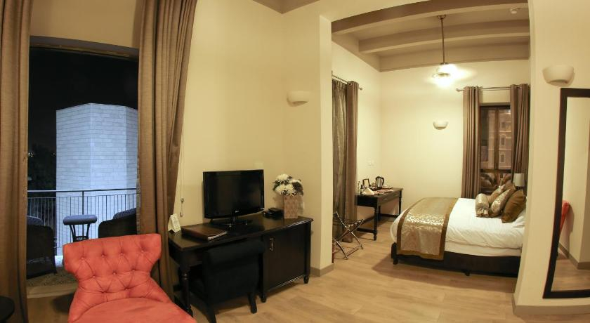 Bedroom 2, Notredame Guest House