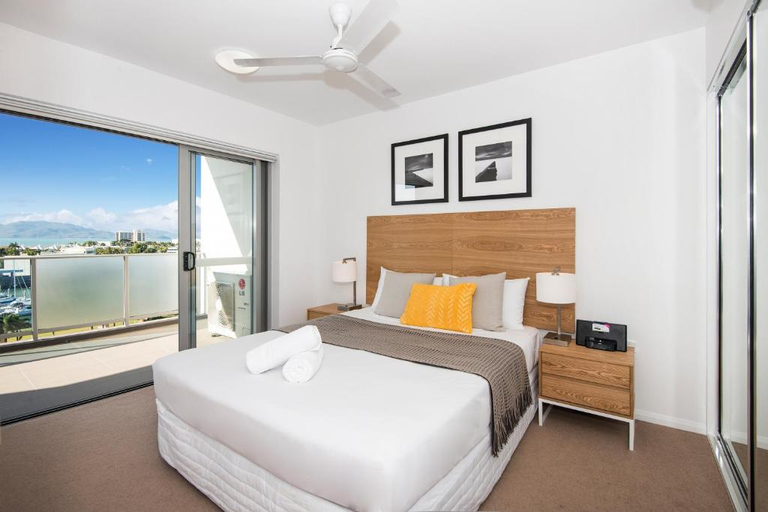 Bedroom 3, Allure Hotel and Apartments, South Townsville